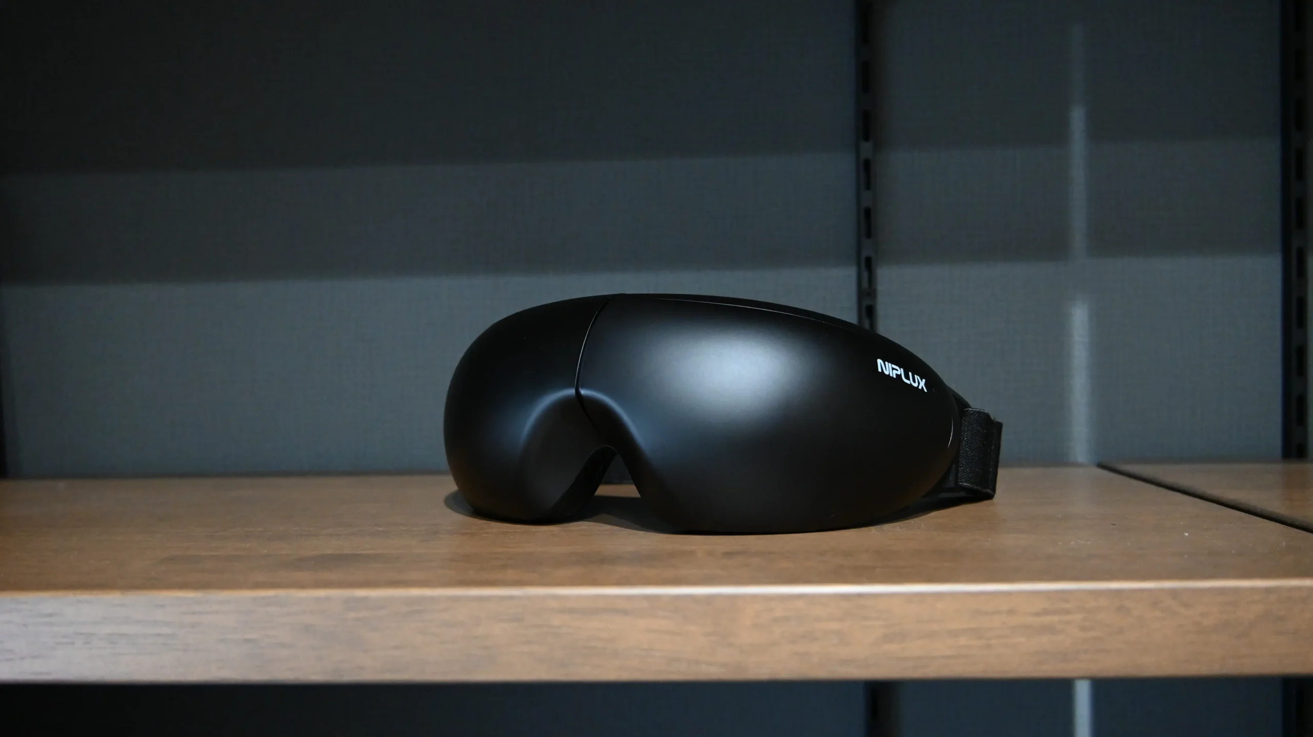 NIPLUX EMS EYE RELAX