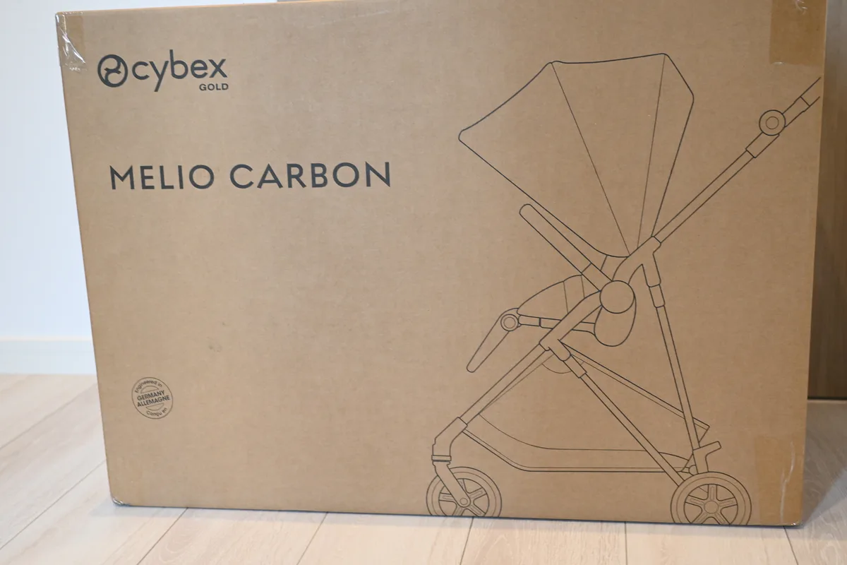サイベックス メリオ カーボンのパッケージ正面（MELIO CARBONのロゴ）