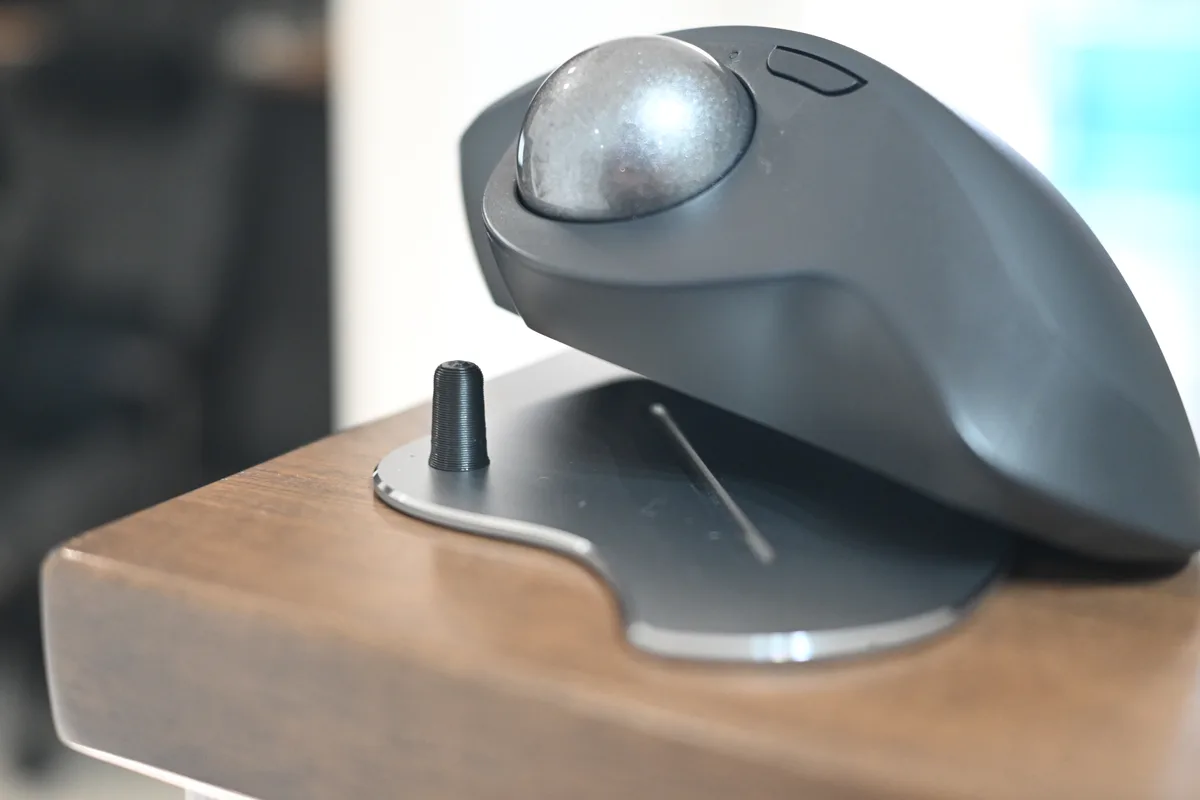 MX ERGO Sと別売のボール取り出しスティック